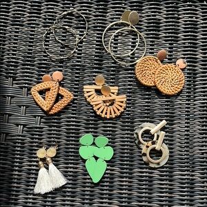 Lot of 8 earrings